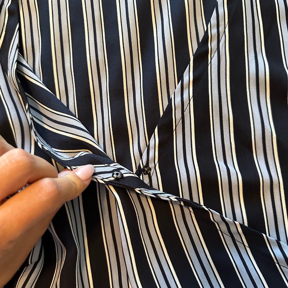 Blouse - Picture 4 of 4